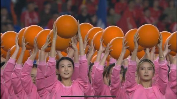 领域国际 苏超的世界：先爱上足球再爱这座城 城市认同感与足球狂欢